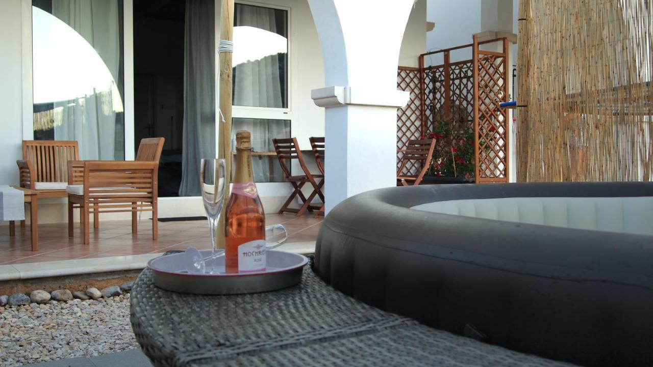 Studio Apartment Gray Σίμπενικ Εξωτερικό φωτογραφία