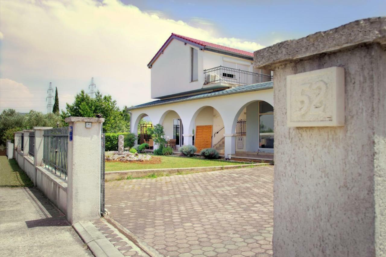 Studio Apartment Gray Σίμπενικ Εξωτερικό φωτογραφία