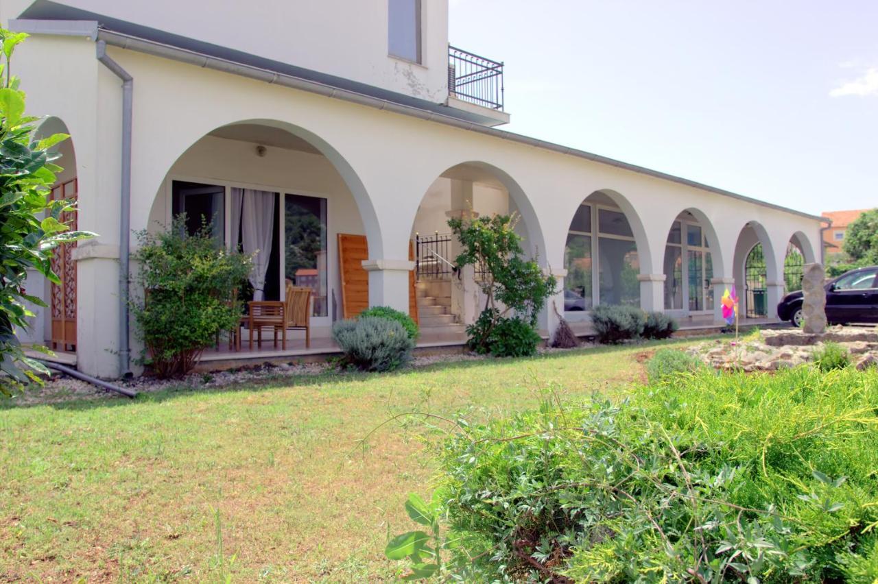 Studio Apartment Gray Σίμπενικ Εξωτερικό φωτογραφία